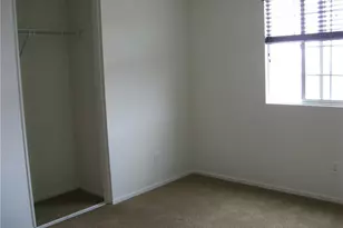 12022 Loyola Ct, Fontana, CA 92337 - Photo 16