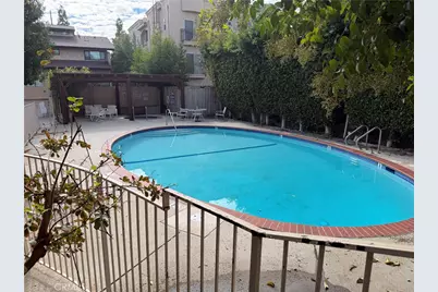 17811 Devonshire, Northridge, CA 91325 - Photo 22