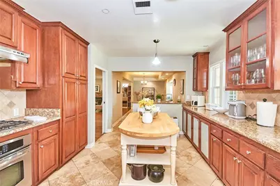 784 Eaton Drive, Pasadena, CA 91107 - Photo 16