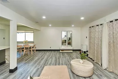 10864 Wolcott Place, Mission Hills (San Fernando), CA 91345 - Photo 16