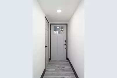 10864 Wolcott Place, Mission Hills (San Fernando), CA 91345 - Photo 4