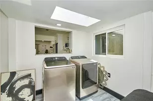 10864 Wolcott Pl, Mission Hills (San Fernando), CA 91345 - Photo 6