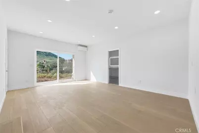 2005 Mt Vernon, Riverside, CA 92507 - Photo 12