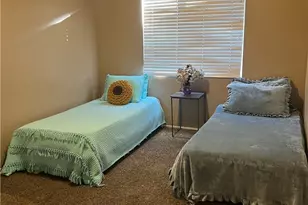 1800 Windermere Dr, Lancaster, CA 93534 - Photo 8