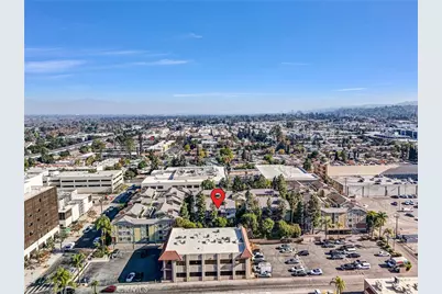 18324 Clark Street #315, Tarzana, CA 91356 - Photo 32