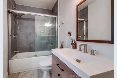 425 S Kenmore Avenue Avenue #306, Los Angeles, CA 90020 - Photo 10