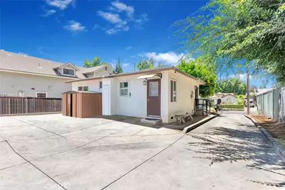 1062 Worcester Avenue, Pasadena, CA 91104 - Photo 8