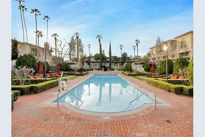 112 S Orange Grove Boulevard #109, Pasadena, CA 91105 - Photo 68