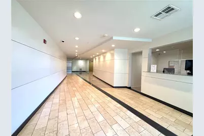 160 S Hudson #105, Pasadena, CA 91101 - Photo 2