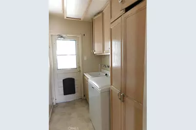 375 Eaton Drive, Pasadena, CA 91107 - Photo 26