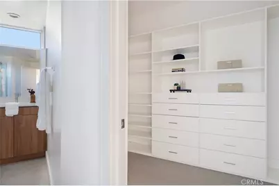 1025 White Knoll, Los Angeles, CA 90012 - Photo 16