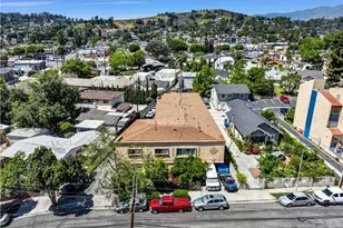 5005 Axtell, Los Angeles, CA 90032 - Photo 2