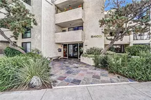 8400 De Longpre, West Hollywood, CA 90069 - Photo 18