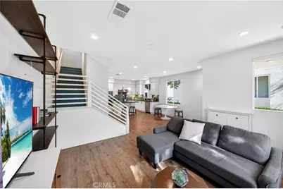 335 Magnet, Irvine, CA 92618 - Photo 4