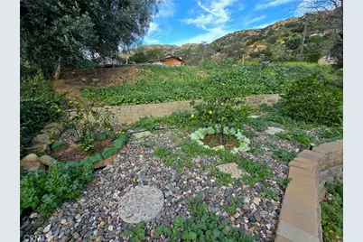 9347 Healy Trail, Chatsworth, CA 91311 - Photo 10