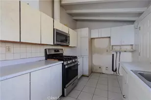 9682 Hillview, Anaheim, CA 92804 - Photo 8