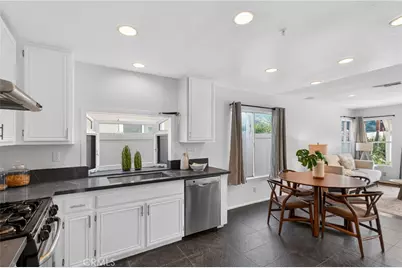 829 Calle La Primavera, Glendale, CA 91208 - Photo 12