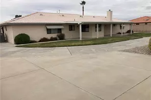 12563 Sarsi Ct, Apple Valley, CA 92308 - Photo 8