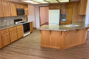 12563 Sarsi Ct, Apple Valley, CA 92308 - Photo 18