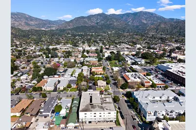 210 W Lime Avenue, Monrovia, CA 91016 - Photo 22