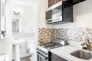 31 N Parkwood Ave, Pasadena, CA 91106 - Photo 50