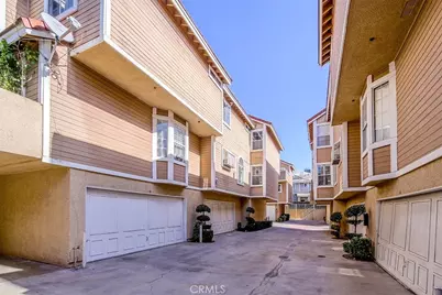 331 Genoa #E, Monrovia, CA 91016 - Photo 22