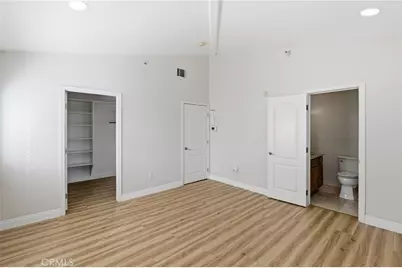1133 S Hoover #416, Los Angeles, CA 90006 - Photo 18