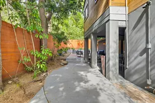 9499 Cherokee, Beverly Hills, CA 90210 - Photo 58