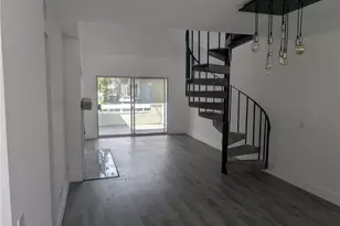 26129 McBean Pkwy, Valencia, CA 91355 - Photo 4