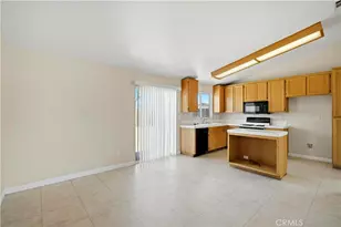 13041 Stanford Dr, Victorville, CA 92392 - Photo 16