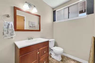 350 E Hacienda, Corona, CA 92879 - Photo 14