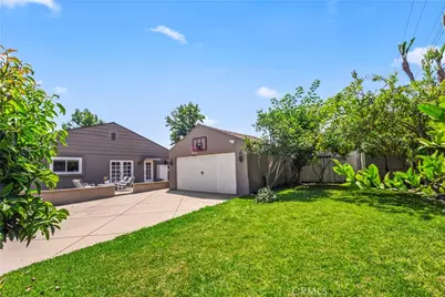 2205 Las Lunas, Pasadena, CA 91107 - Photo 26