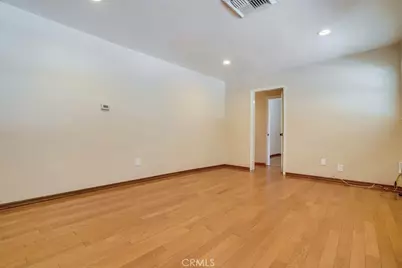 3706 4th Avenue, Glendale, CA 91214 - Photo 2