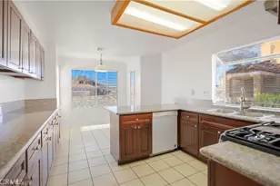 15231 San Jose Dr, Victorville, CA 92394 - Photo 14