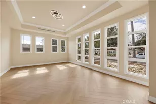 74 S Oak Ave, Pasadena, CA 91107 - Photo 4