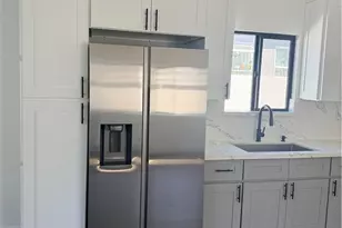 1664 Glen Ave, Pasadena, CA 91103 - Photo 12