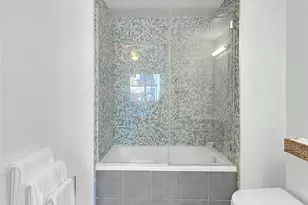 217 S Marengo, Pasadena, CA 91101 - Photo 12