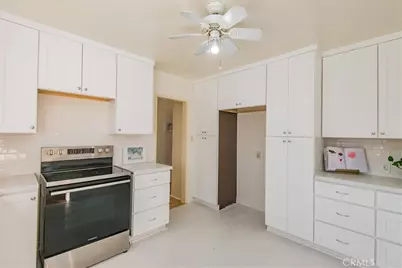 1633 E 1st Street #1, Long Beach, CA 90802 - Photo 8