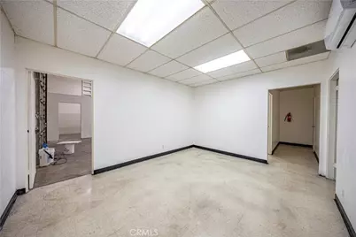 431 S Raymond Avenue #102, Alhambra, CA 91803 - Photo 6
