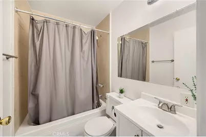 402 N Cerritos, Azusa, CA 91702 - Photo 20