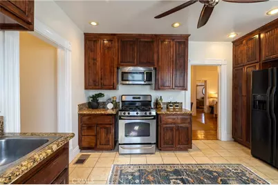 703 Manzanita Avenue, Sierra Madre, CA 91024 - Photo 18