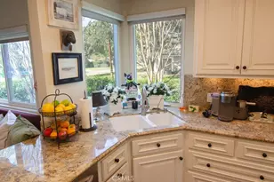 2151 E Mountain St, Pasadena, CA 91104 - Photo 14