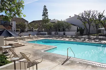 596 W Huntington #F, Arcadia, CA 91007 - Photo 24