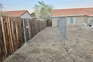 12966 Sundown, Victorville, CA 92392 - Photo 20