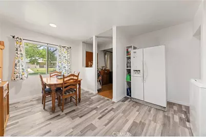 526 E Olive Avenue, Monrovia, CA 91016 - Photo 18