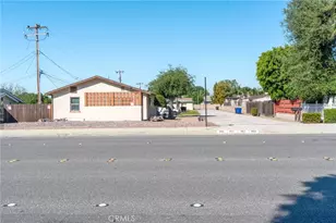 903 Las Lomas Rd, Duarte, CA 91010 - Photo 2