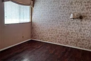 1047 E Huntington Dr, Monrovia, CA 91016 - Photo 10