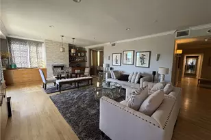 10595 Ashton Ave, Los Angeles, CA 90024 - Photo 20