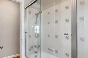 13627 De Alcala, La Mirada, CA 90638 - Photo 28