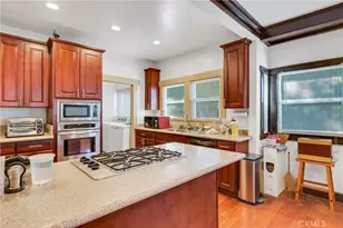 1562 N Lake Ave, Pasadena, CA 91104 - Photo 18